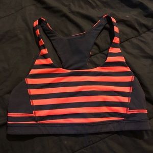 Lululemon Size 6 Sports Bra
